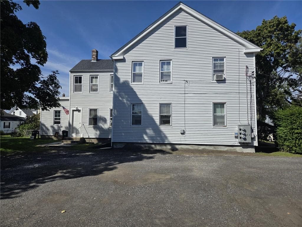 Multi Family at 421 High Street, Bristol, photo 2 of 17