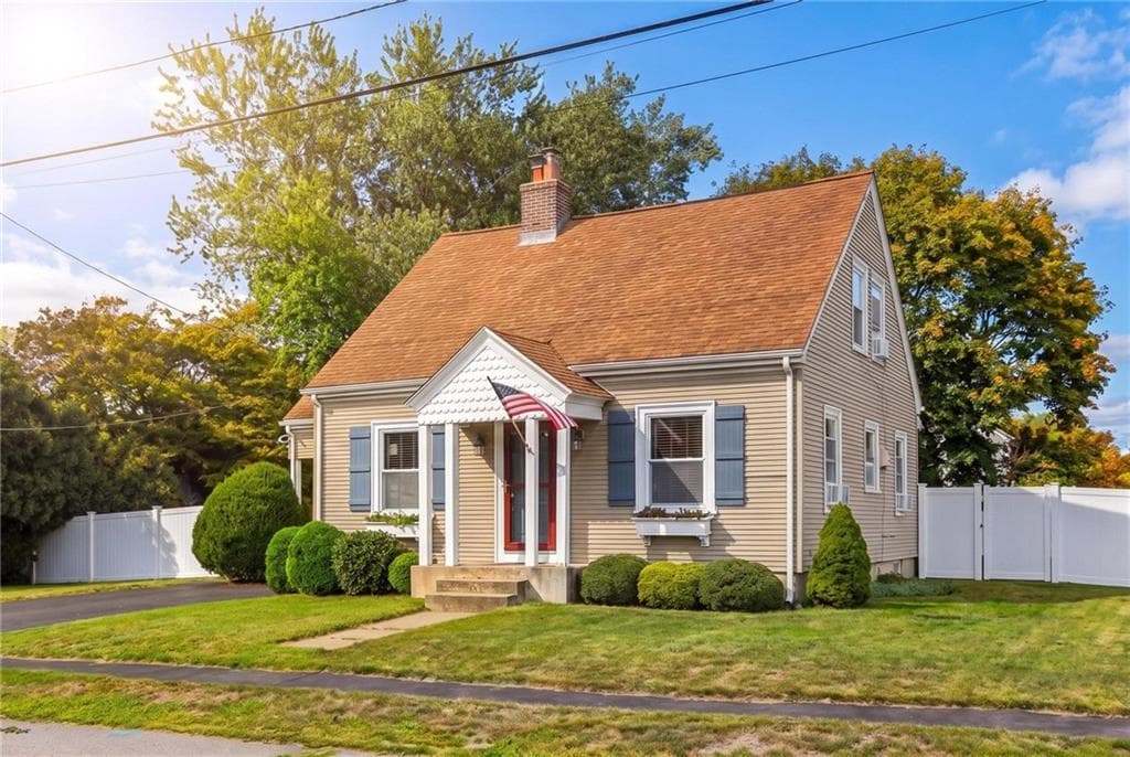 Single Family Residence at 76 George Arden Avenue, Warwick, photo 2 of 46