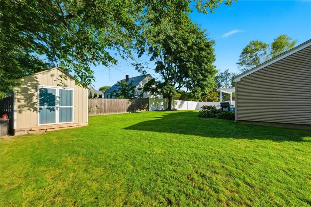 Single Family Residence at 76 George Arden Avenue, Warwick, photo 12 of 46