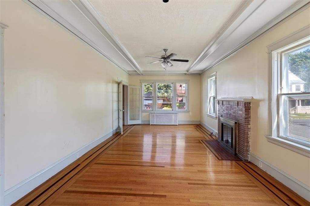Single Family Residence at 246 Lenox Avenue, Providence, photo 13 of 50