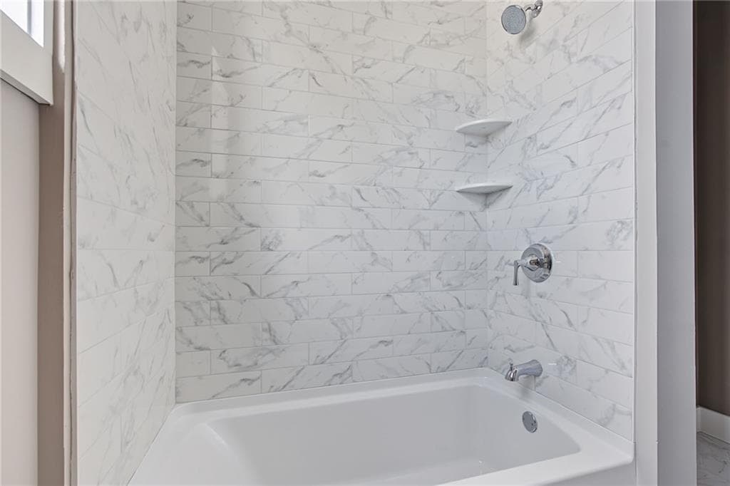 Condominium at 2 Rounds Avenue, East Providence, photo 16 of 32