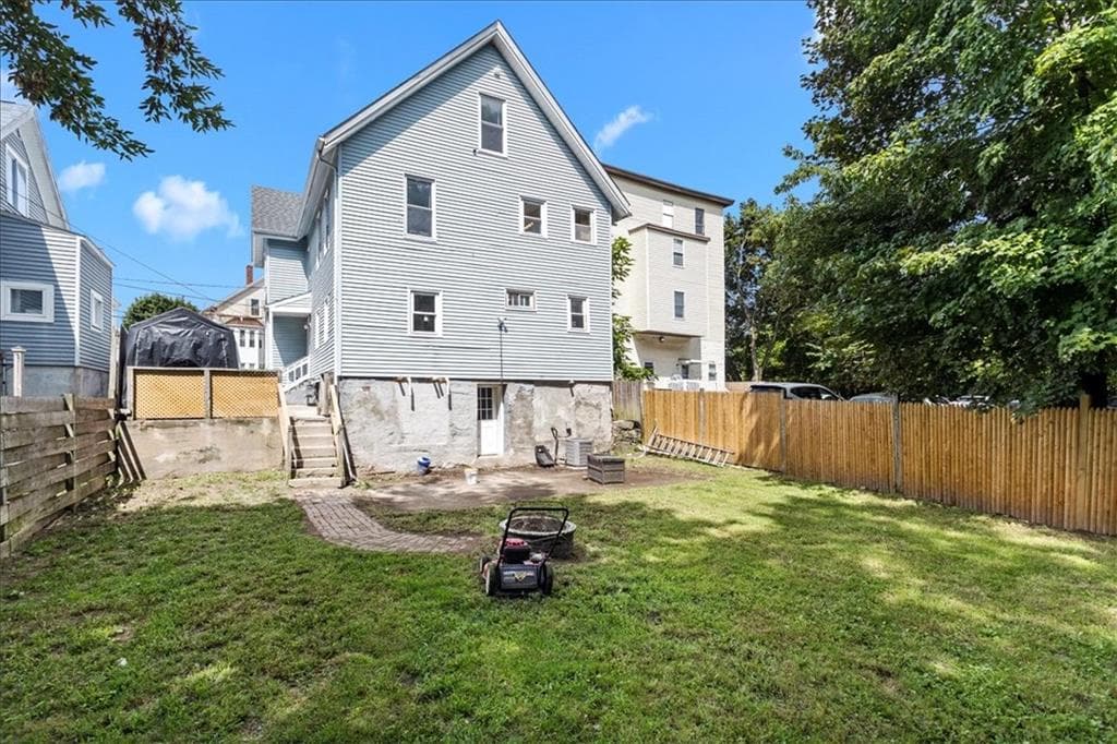 Multi Family at 124 Lincoln Street, Woonsocket, photo 47 of 49
