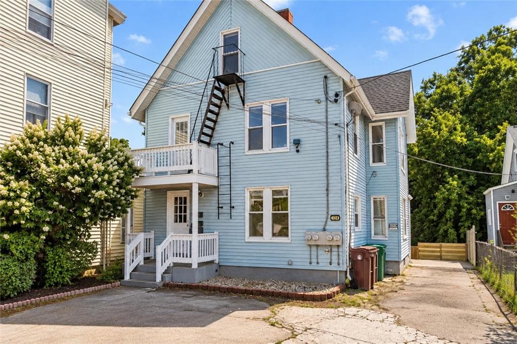 124 Lincoln Street