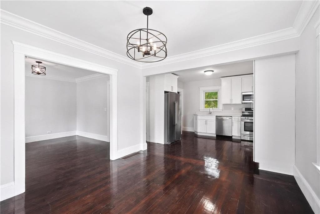 Single Family Residence at 21 Overbrook Avenue, Warwick, photo 12 of 41
