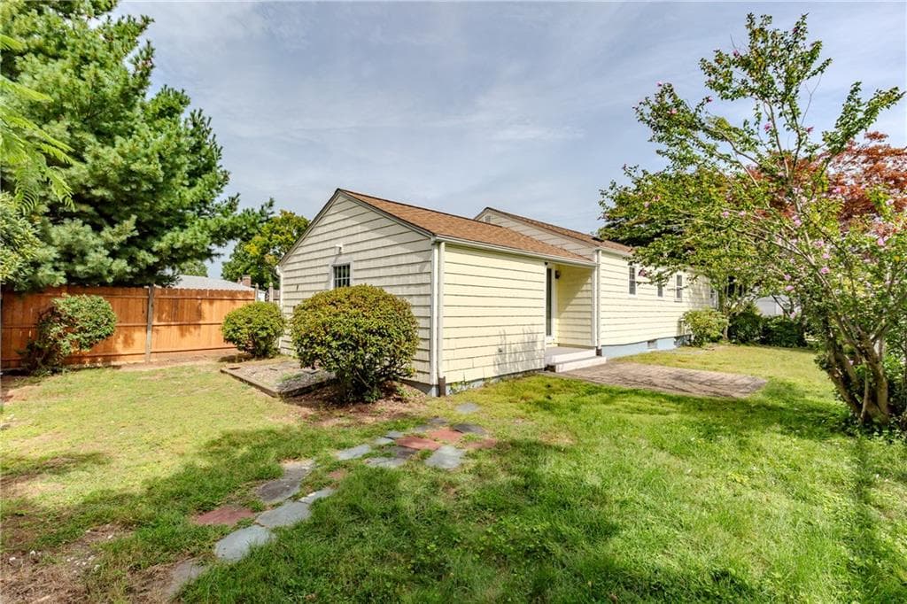 Single Family Residence at 6 Restwood Road, Cranston, photo 37 of 42