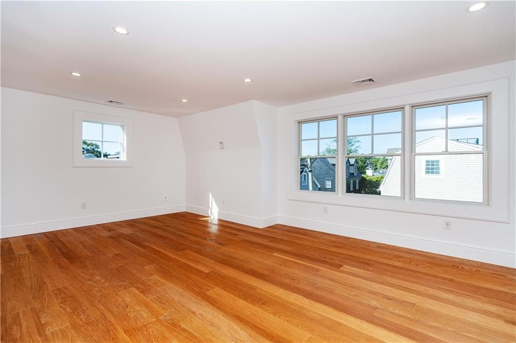 Single Family Residence at 6 Sharon Court, Newport, photo 40 of 50