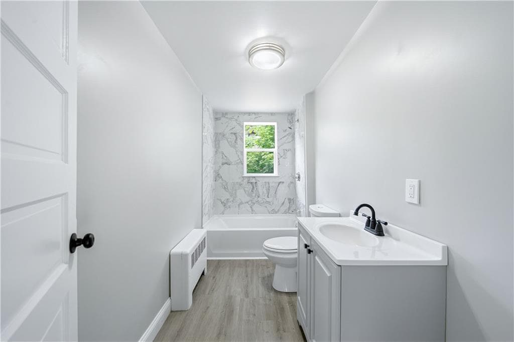 Single Family Residence at 430 Cumberland Hill Road, Woonsocket, photo 6 of 36
