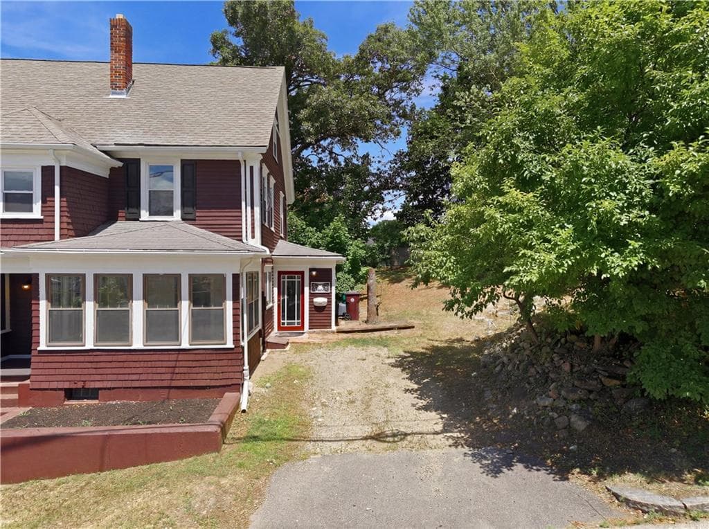 Single Family Residence at 430 Cumberland Hill Road, Woonsocket, photo 26 of 36