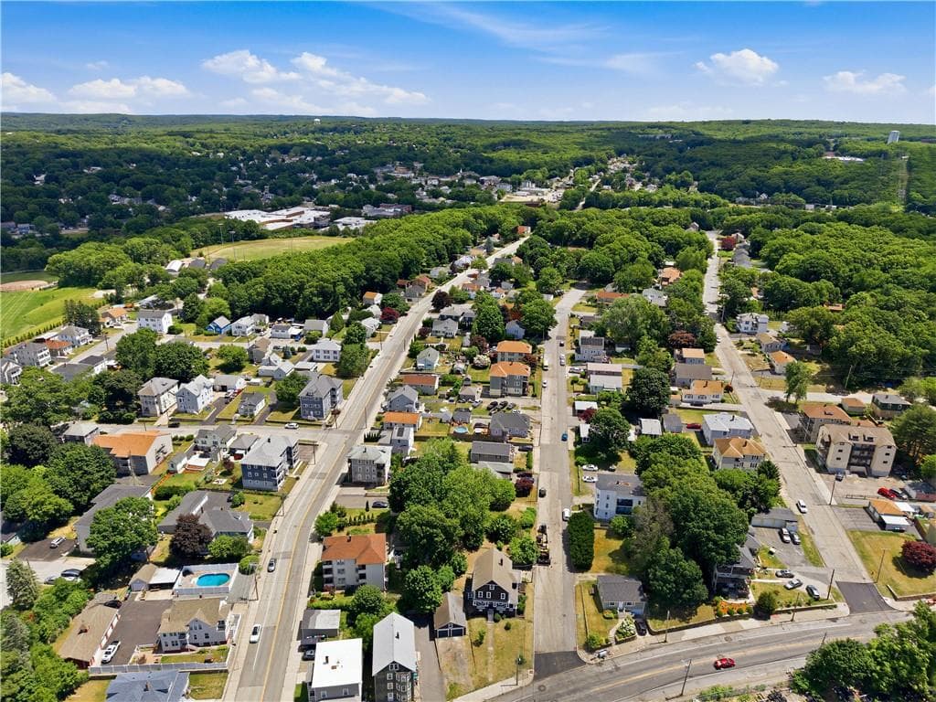 Single Family Residence at 430 Cumberland Hill Road, Woonsocket, photo 36 of 36