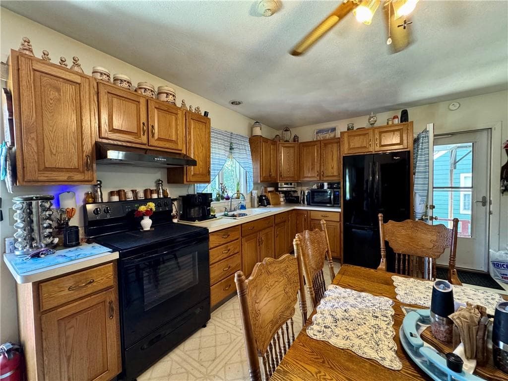 Single Family Residence at 76 Lydia Avenue, Woonsocket, photo 13 of 15