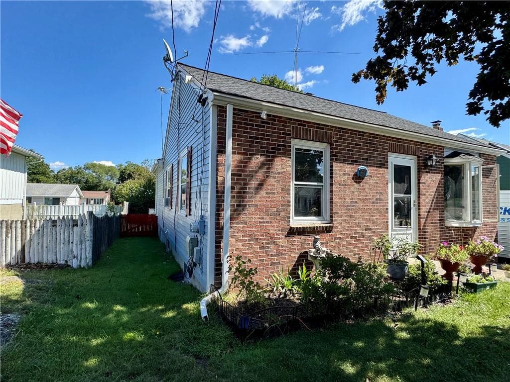 76 Lydia Avenue