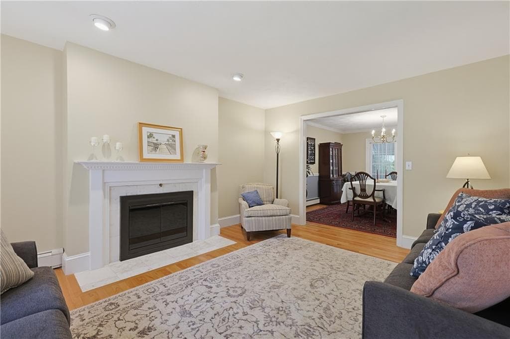 Single Family Residence at 125 Walker Street, Seekonk, photo 4 of 50