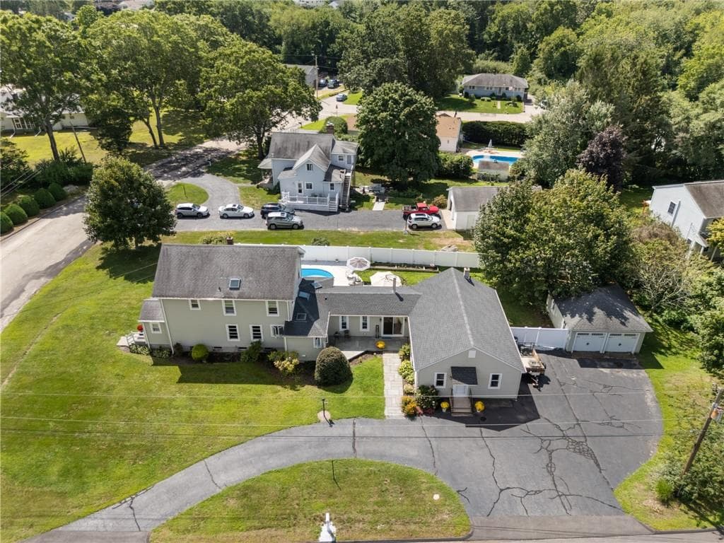 Multi Family at 6 Colonial Drive, Westerly, photo 7 of 49