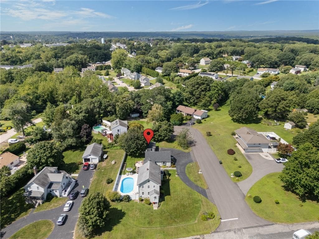 Multi Family at 6 Colonial Drive, Westerly, photo 5 of 49