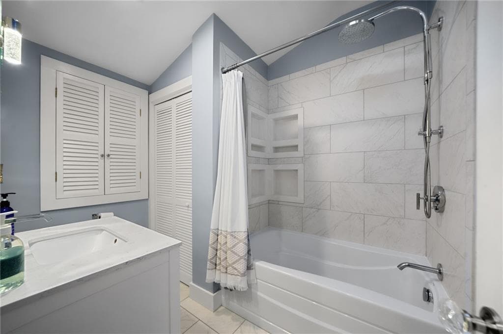 Multi Family at 6 Colonial Drive, Westerly, photo 21 of 49