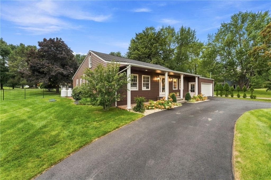 Single Family Residence at 1142 Frenchtown Road, East Greenwich, photo 5 of 50
