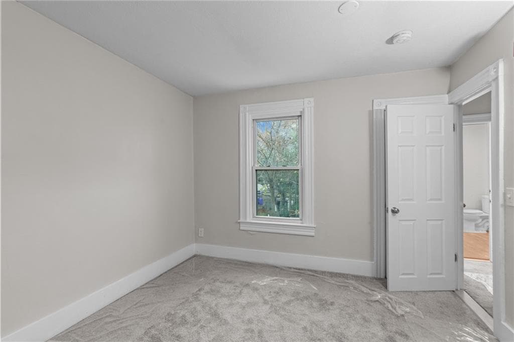 Condominium at 584 Weeden Street, Pawtucket, photo 16 of 25