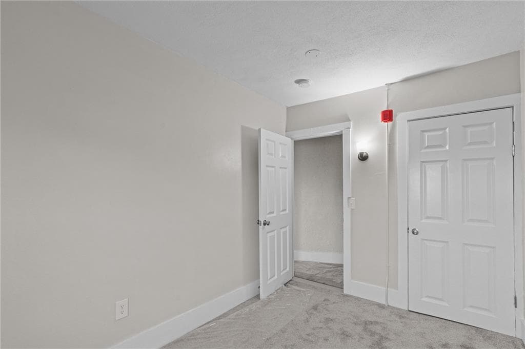 Condominium at 584 Weeden Street, Pawtucket, photo 20 of 25