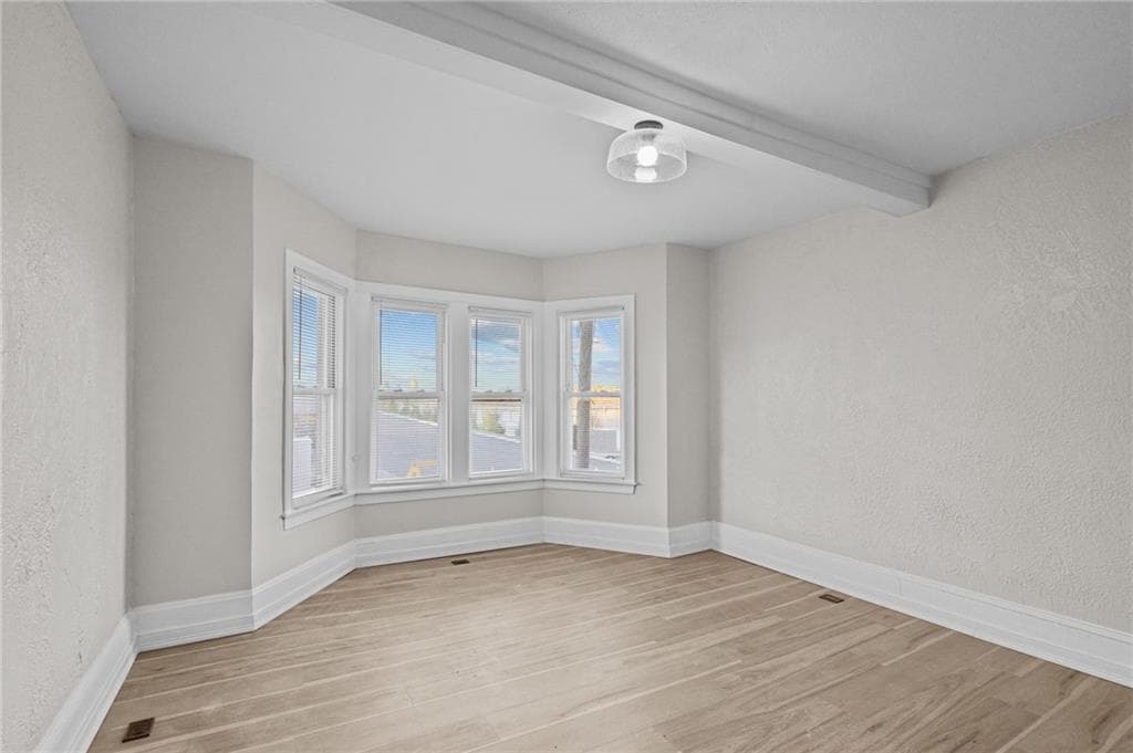 Condominium at 584 Weeden Street, Pawtucket, photo 8 of 25