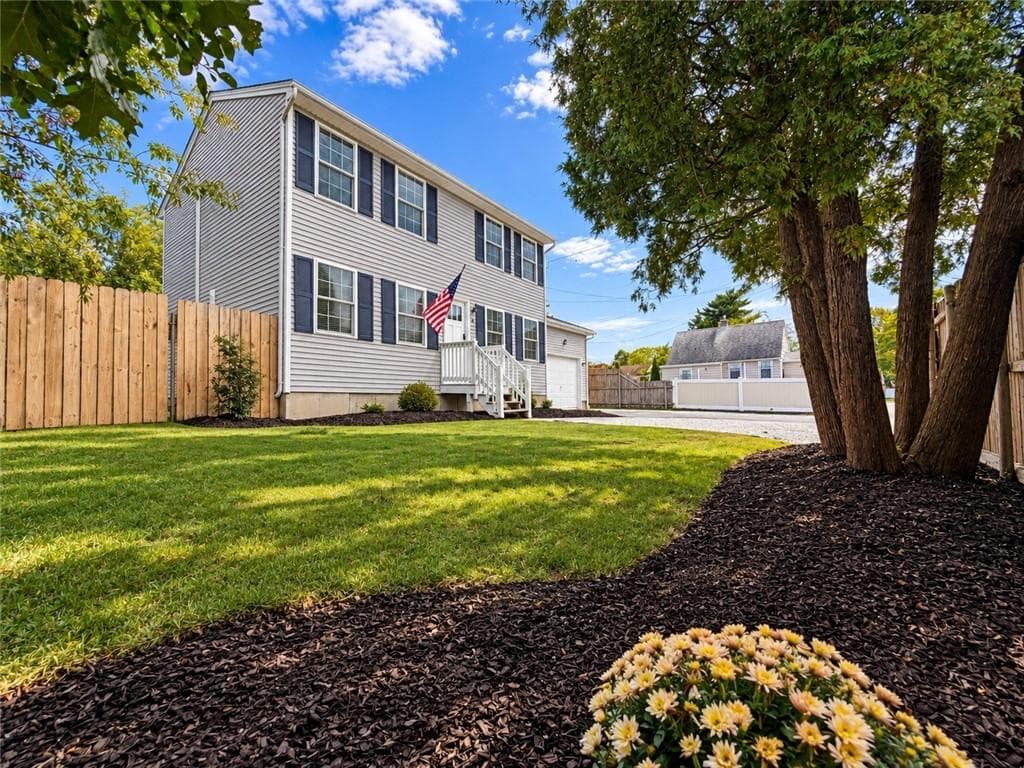 Single Family Residence at 4 Cooke Place, Warwick, photo 34 of 37