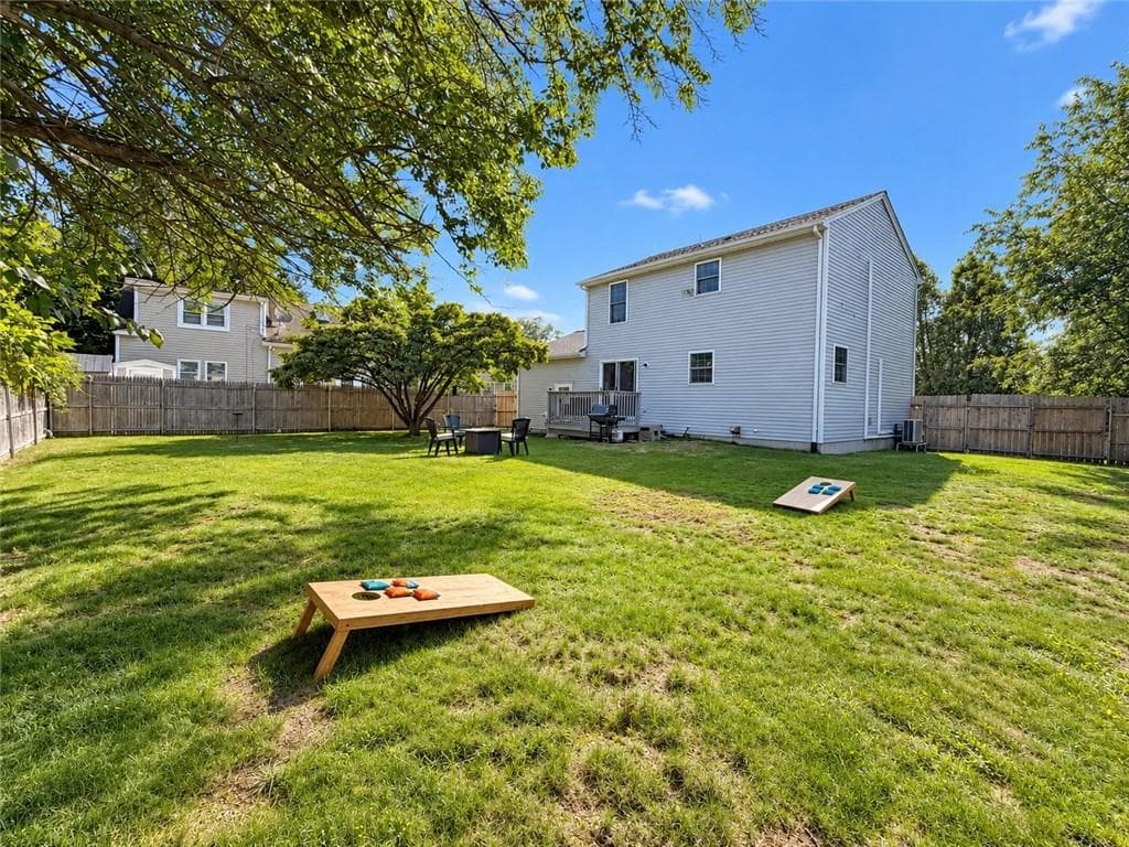 Single Family Residence at 4 Cooke Place, Warwick, photo 31 of 37