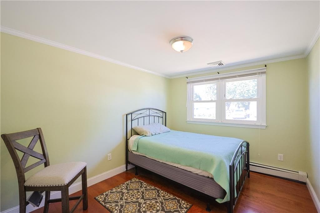 Single Family Residence at 6 Scott Lane, Bristol, photo 15 of 25