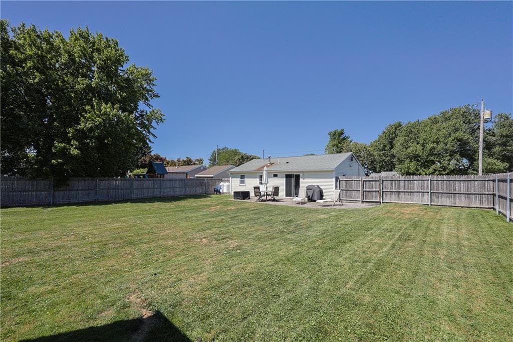 Single Family Residence at 6 Scott Lane, Bristol, photo 19 of 25
