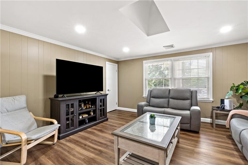 Condominium at 201 Reservoir Avenue, Lincoln, photo 9 of 18