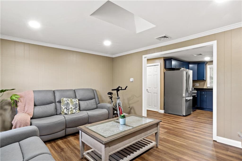 Condominium at 201 Reservoir Avenue, Lincoln, photo 11 of 18