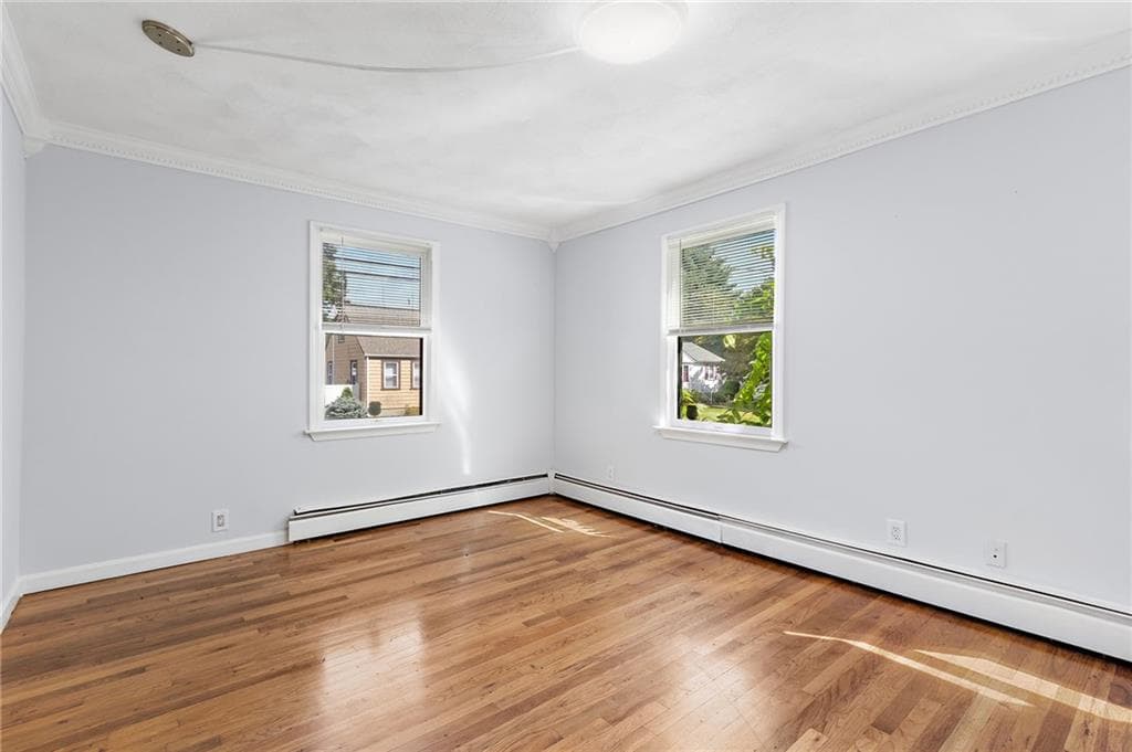 Single Family Residence at 72 Dayton Avenue, Warwick, photo 13 of 26