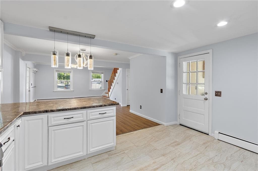 Single Family Residence at 72 Dayton Avenue, Warwick, photo 11 of 26