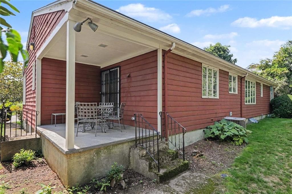 Single Family Residence at 15 Cambria Court, Pawtucket, photo 41 of 42
