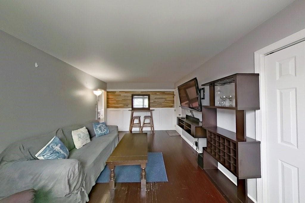 Condominium at 45 Hammond Street UNIT 3, Newport, photo 6 of 20