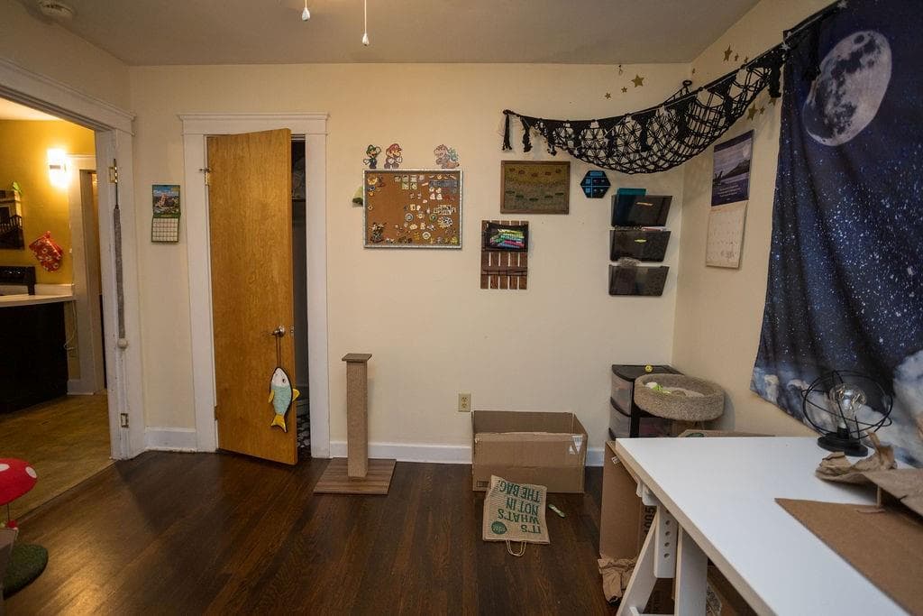 Multi Family at 29 Hamlet Avenue, Woonsocket, photo 38 of 48