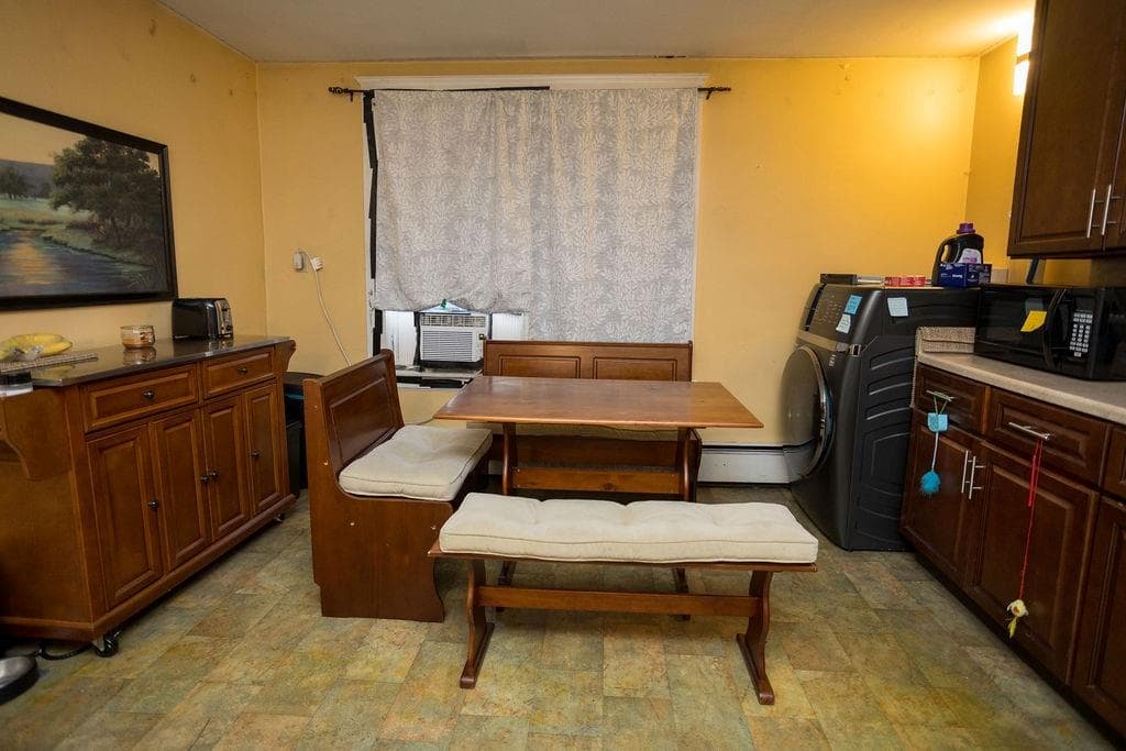 Multi Family at 29 Hamlet Avenue, Woonsocket, photo 40 of 48