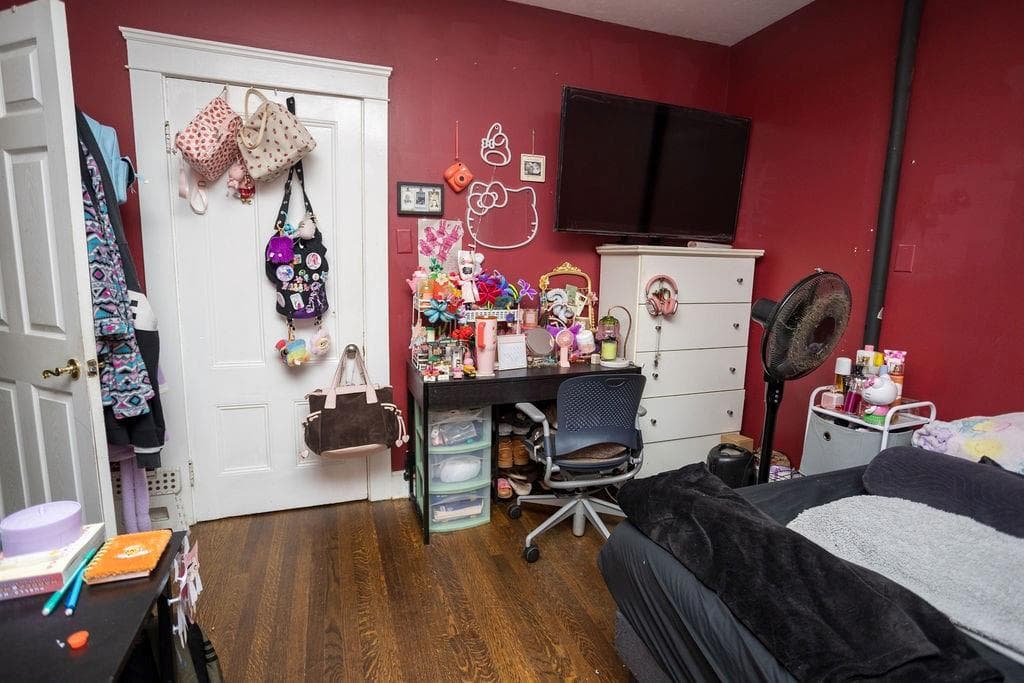 Multi Family at 29 Hamlet Avenue, Woonsocket, photo 31 of 48