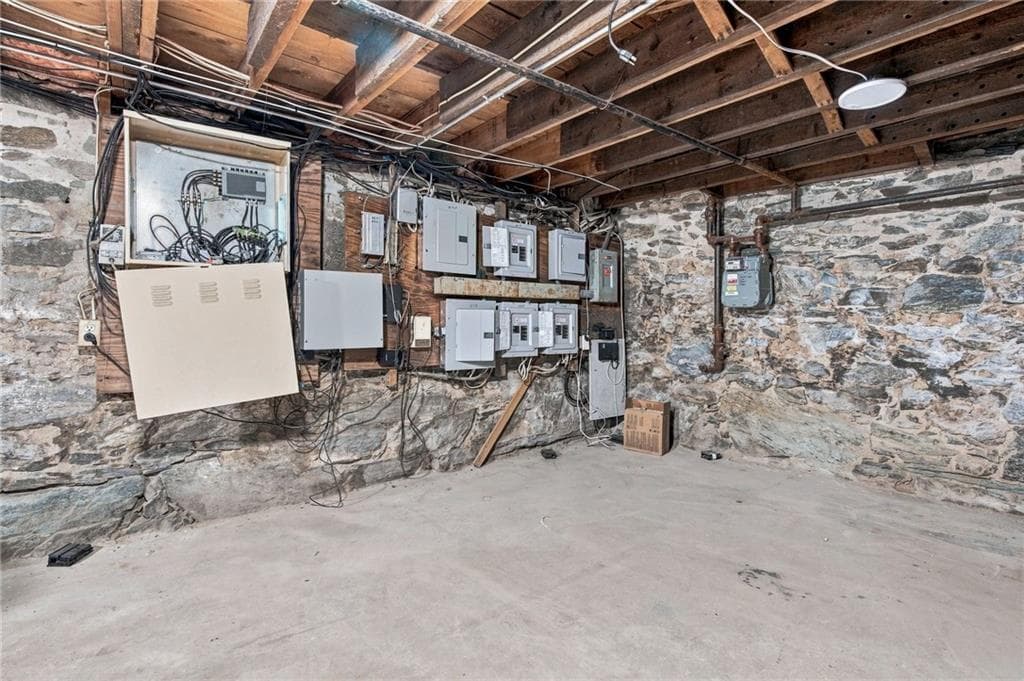 Commercial at 32 Northeast Street, Woonsocket, photo 42 of 49