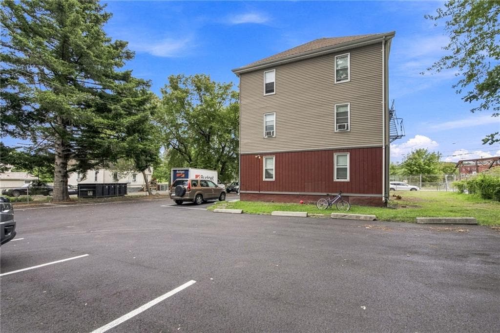 Commercial at 32 Northeast Street, Woonsocket, photo 47 of 49
