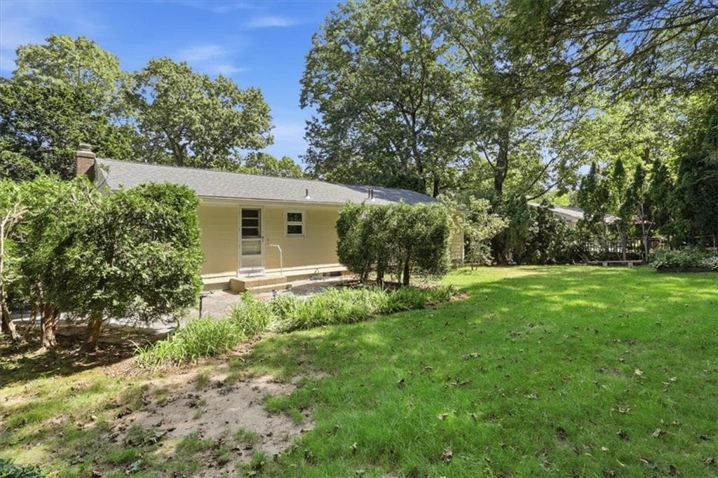 Single Family Residence at 83 Sage Drive, Warwick, photo 28 of 32