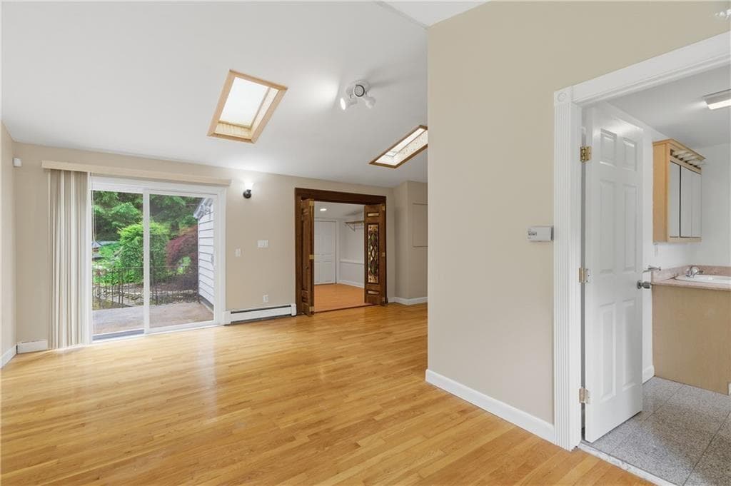 Single Family Residence at 8 Ledgemont Drive, Lincoln, photo 12 of 41