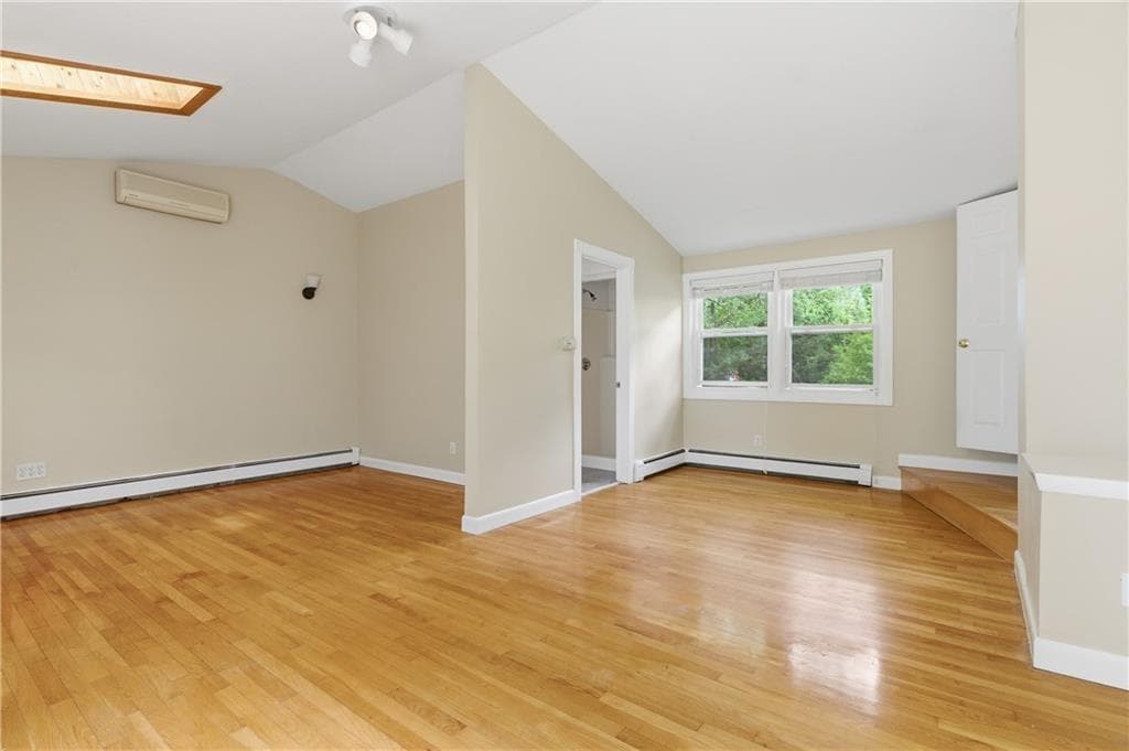 Single Family Residence at 8 Ledgemont Drive, Lincoln, photo 18 of 41