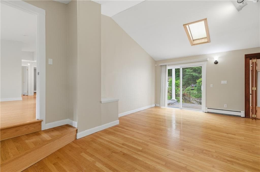 Single Family Residence at 8 Ledgemont Drive, Lincoln, photo 11 of 41