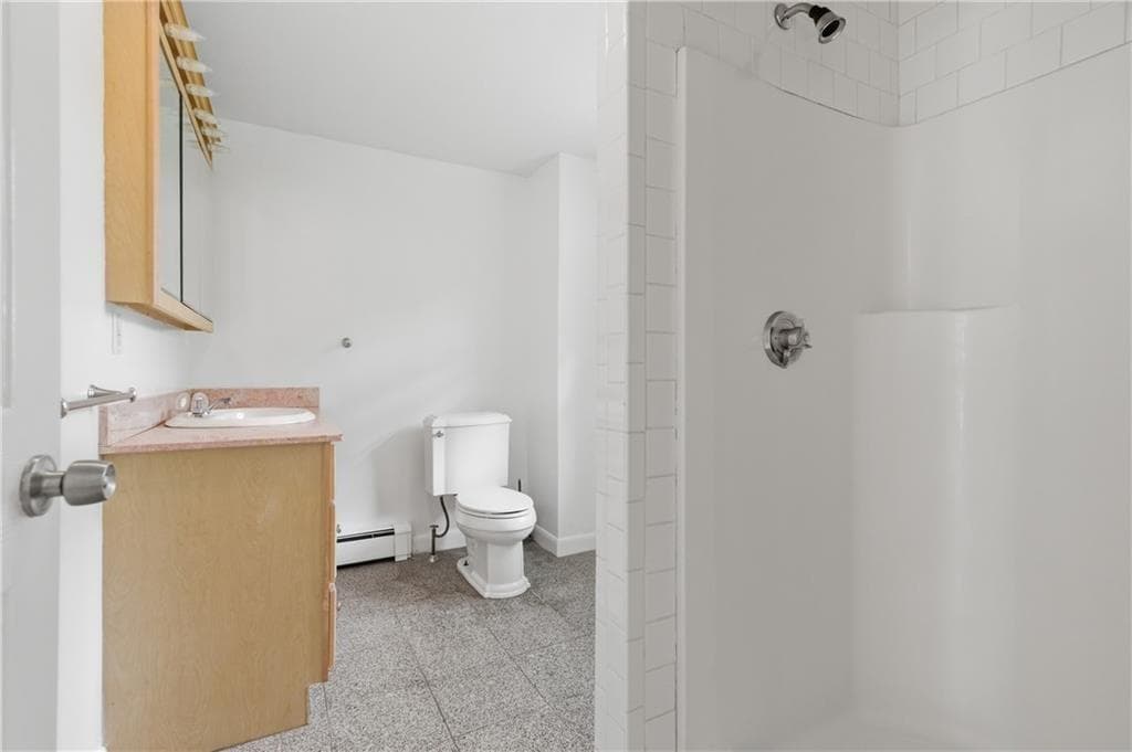 Single Family Residence at 8 Ledgemont Drive, Lincoln, photo 19 of 41