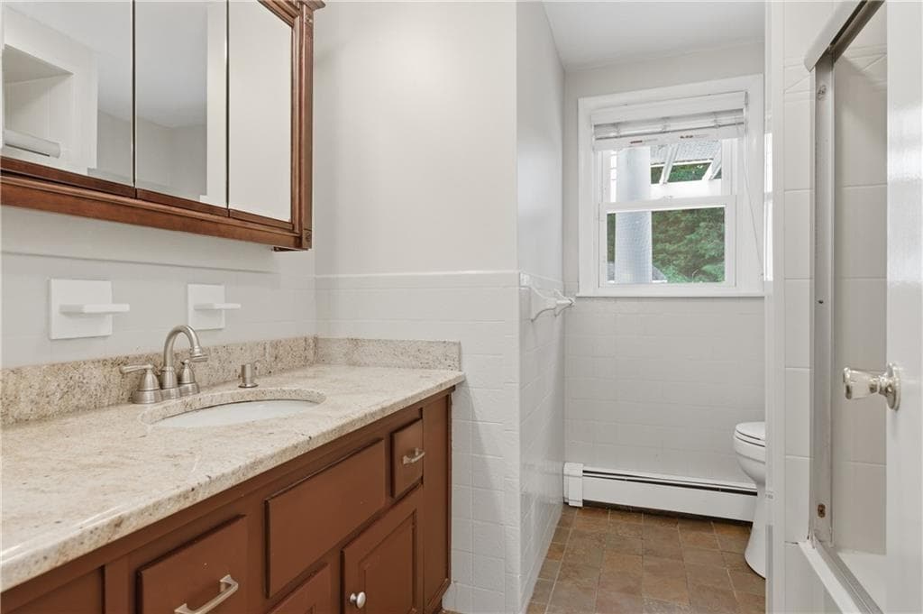 Single Family Residence at 8 Ledgemont Drive, Lincoln, photo 21 of 41