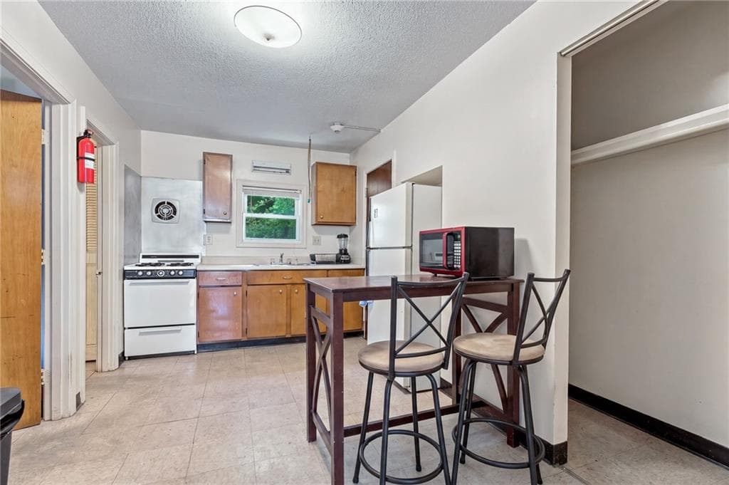Commercial at 219 River Street, Woonsocket, photo 8 of 33