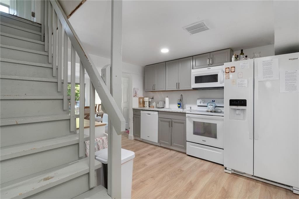 Single Family Residence at 151 Hope Road, Cranston, photo 17 of 47