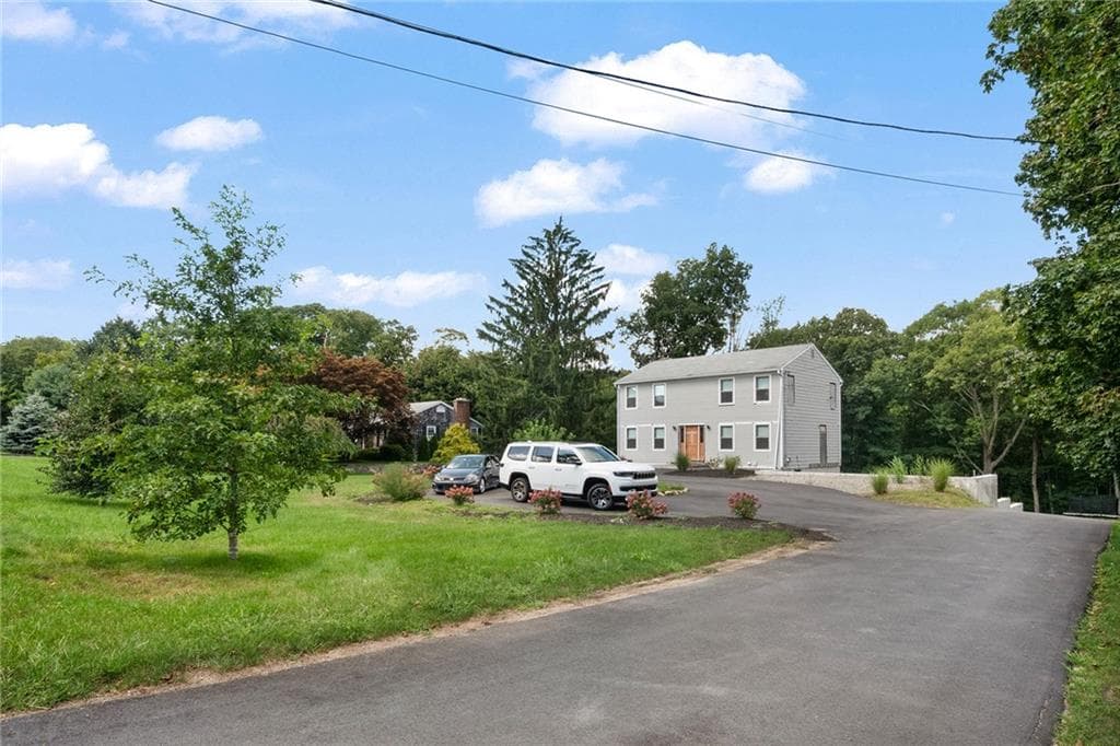 Single Family Residence at 151 Hope Road, Cranston, photo 3 of 47