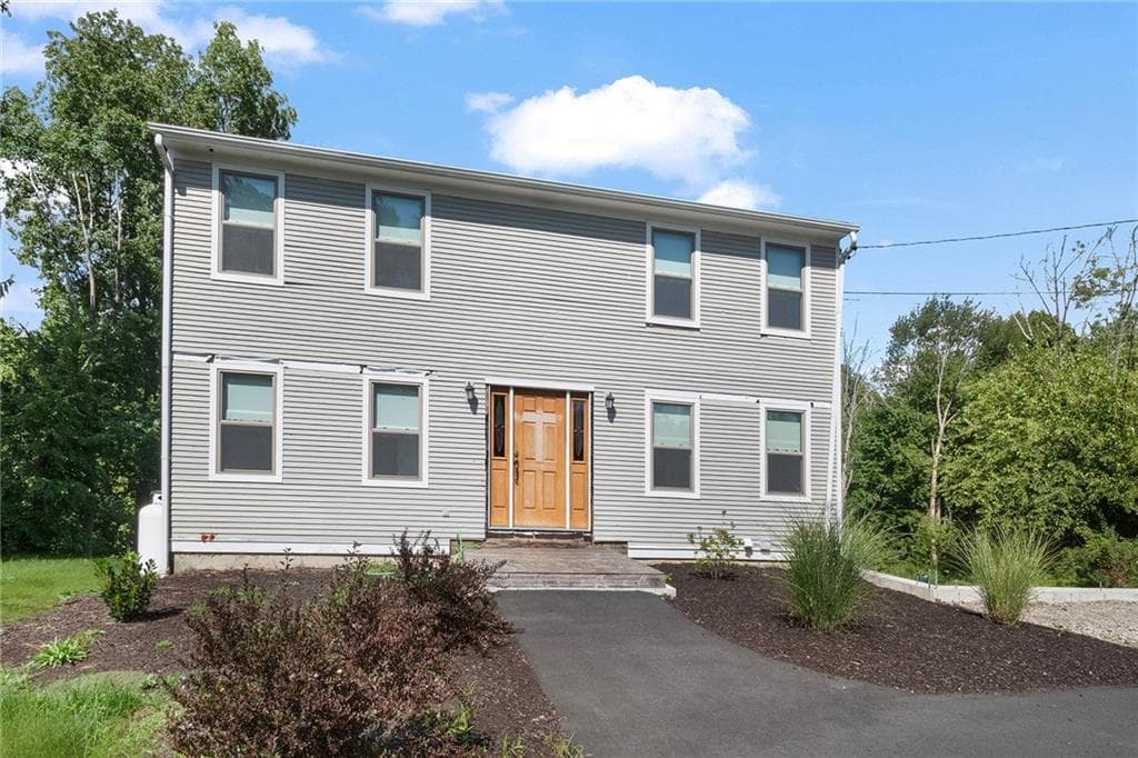 Single Family Residence at 151 Hope Road, Cranston, photo 36 of 47