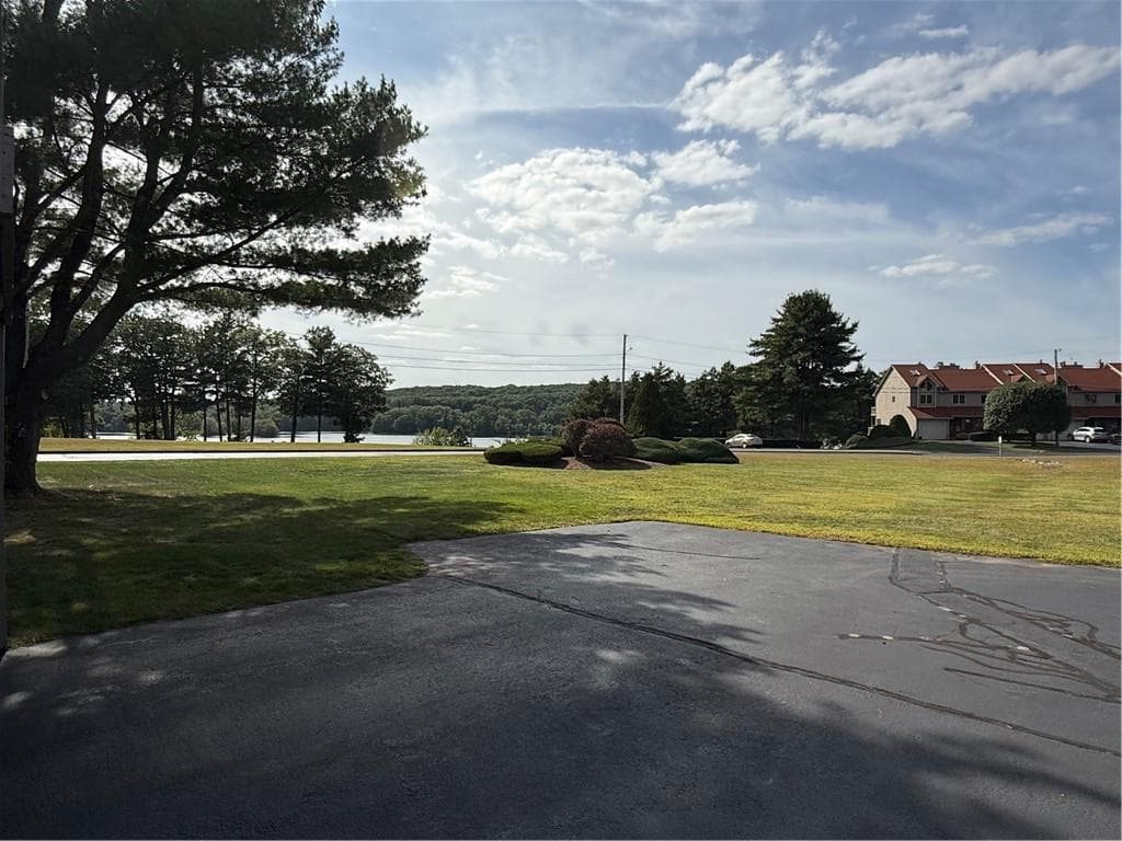 Condominium at 4 Shadowbrook Lane UNIT B, Smithfield, photo 17 of 17