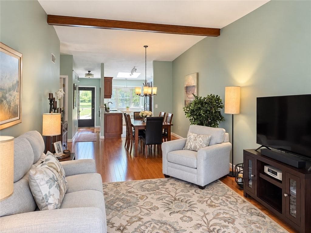 Condominium at 4 Shadowbrook Lane UNIT B, Smithfield, photo 3 of 17